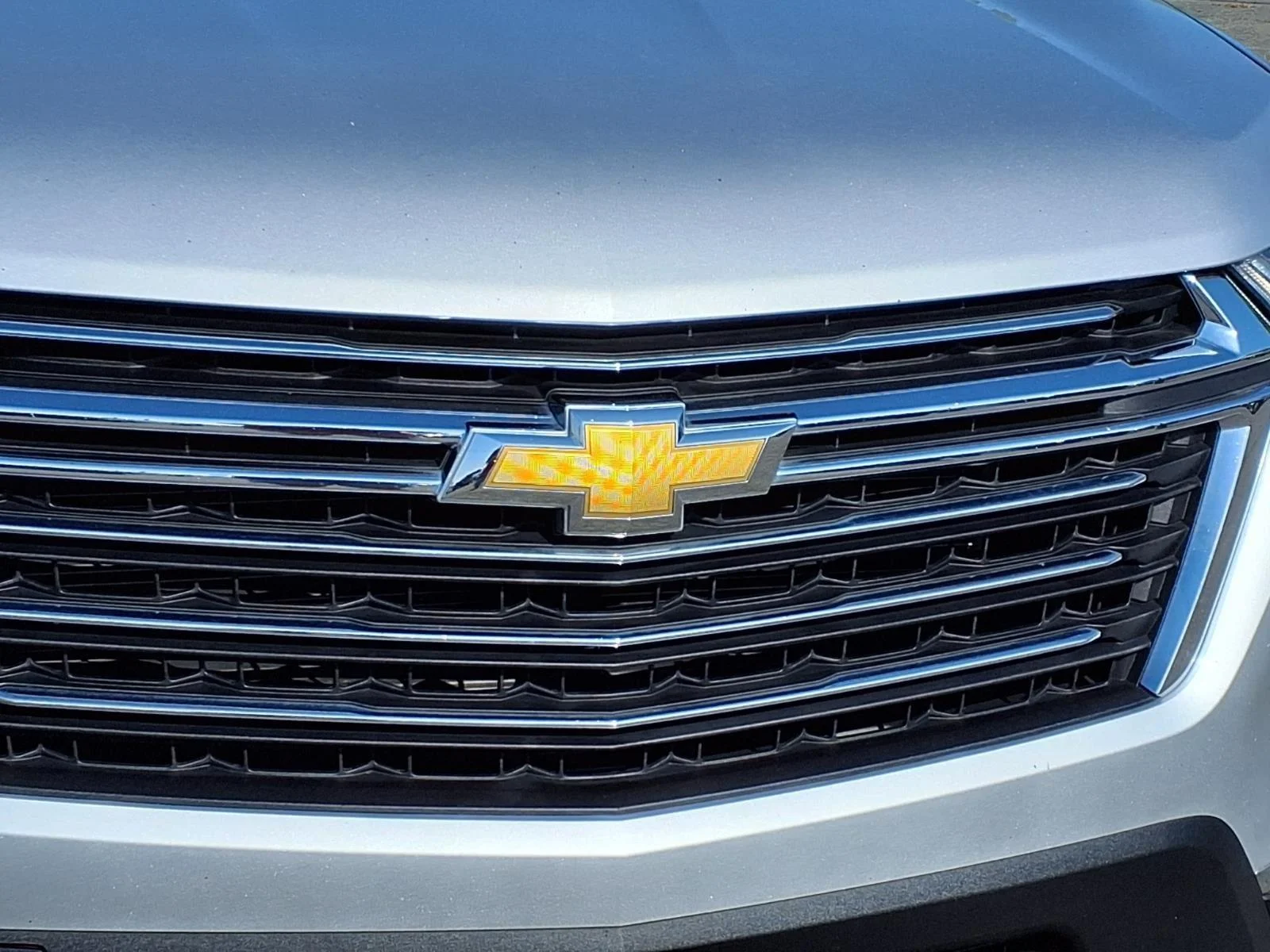 Used 2022 Silver Ice Metallic Chevrolet LT Cloth image 14