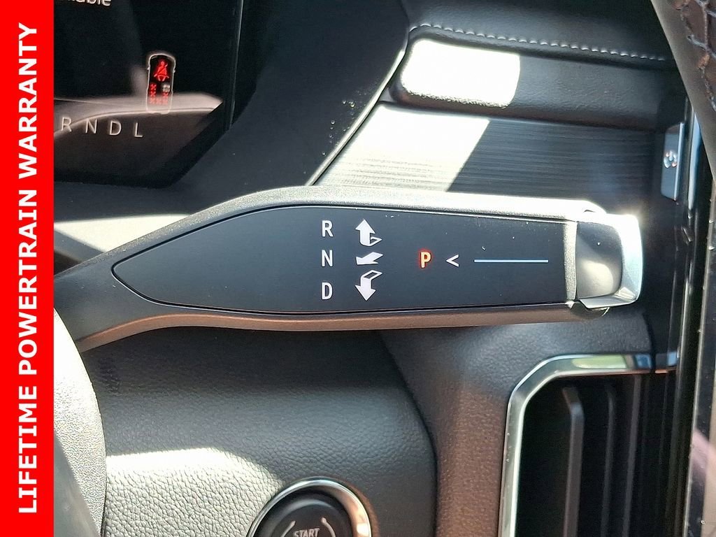 New 2026 Sterling Metallic GMC Elevation image 8