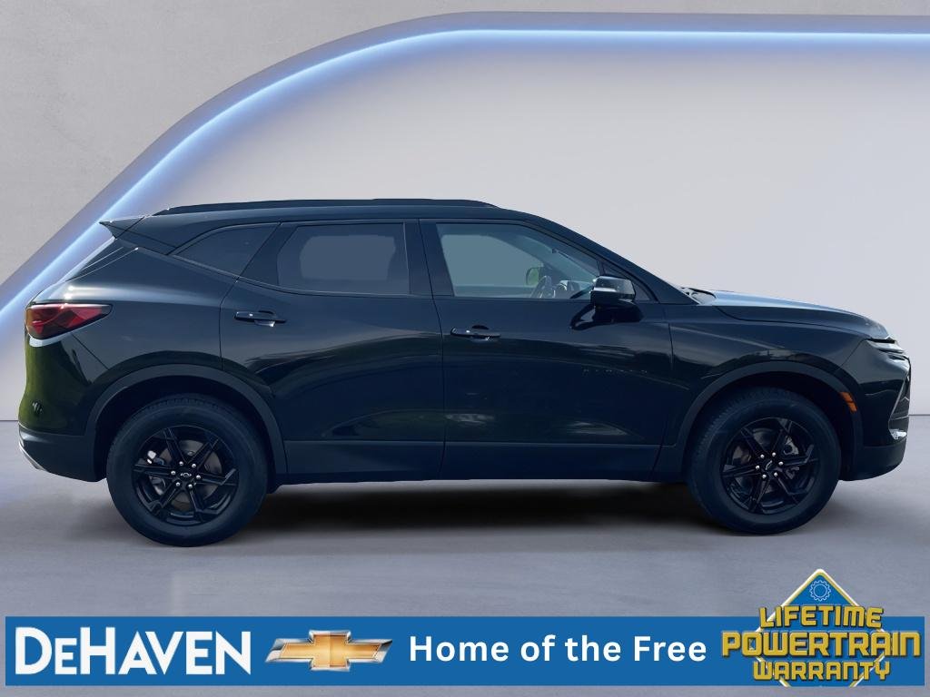 Used 2023 Black Chevrolet 3LT image 7