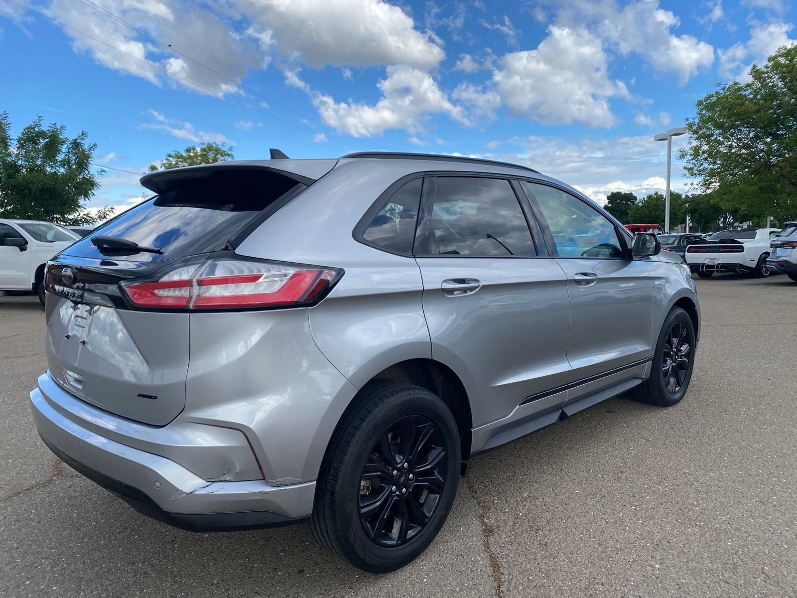 2022 Ford Edge SE photo 4