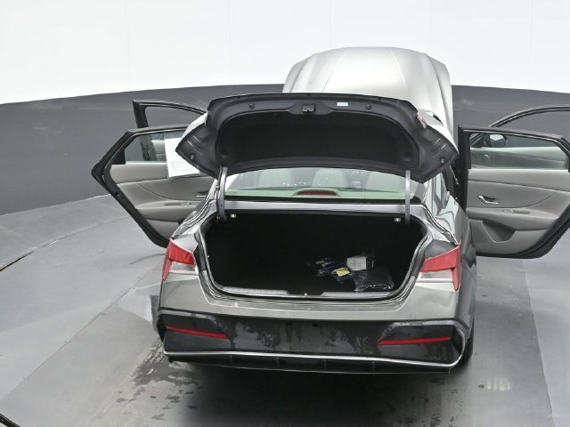 Used 2025 Gray Hyundai SE image 27