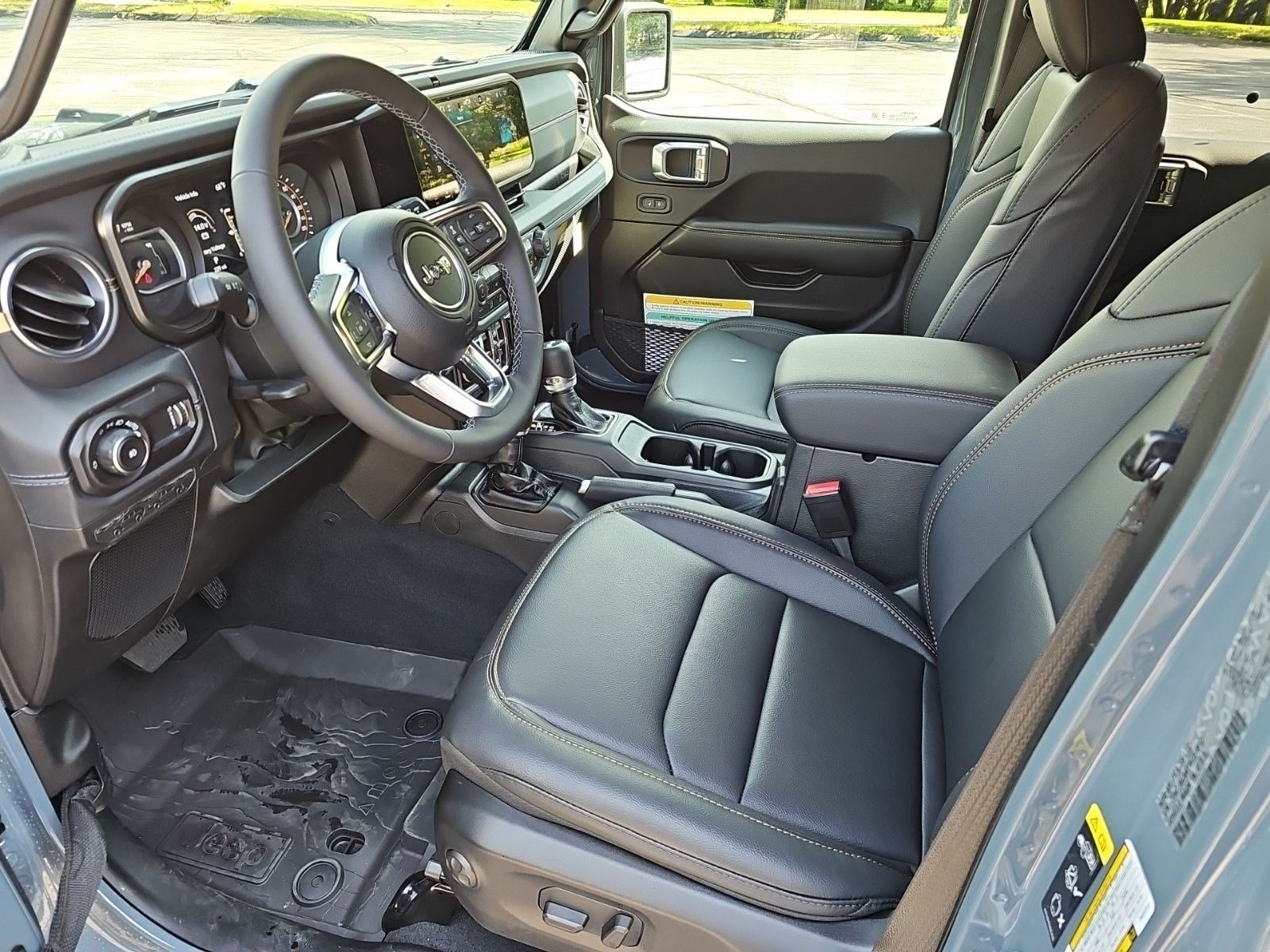 New 2026 Anvil Clearcoat Jeep Sahara image 17