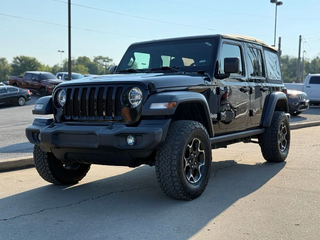 Used 2018 Black Jeep Unlimited Sport S image 2