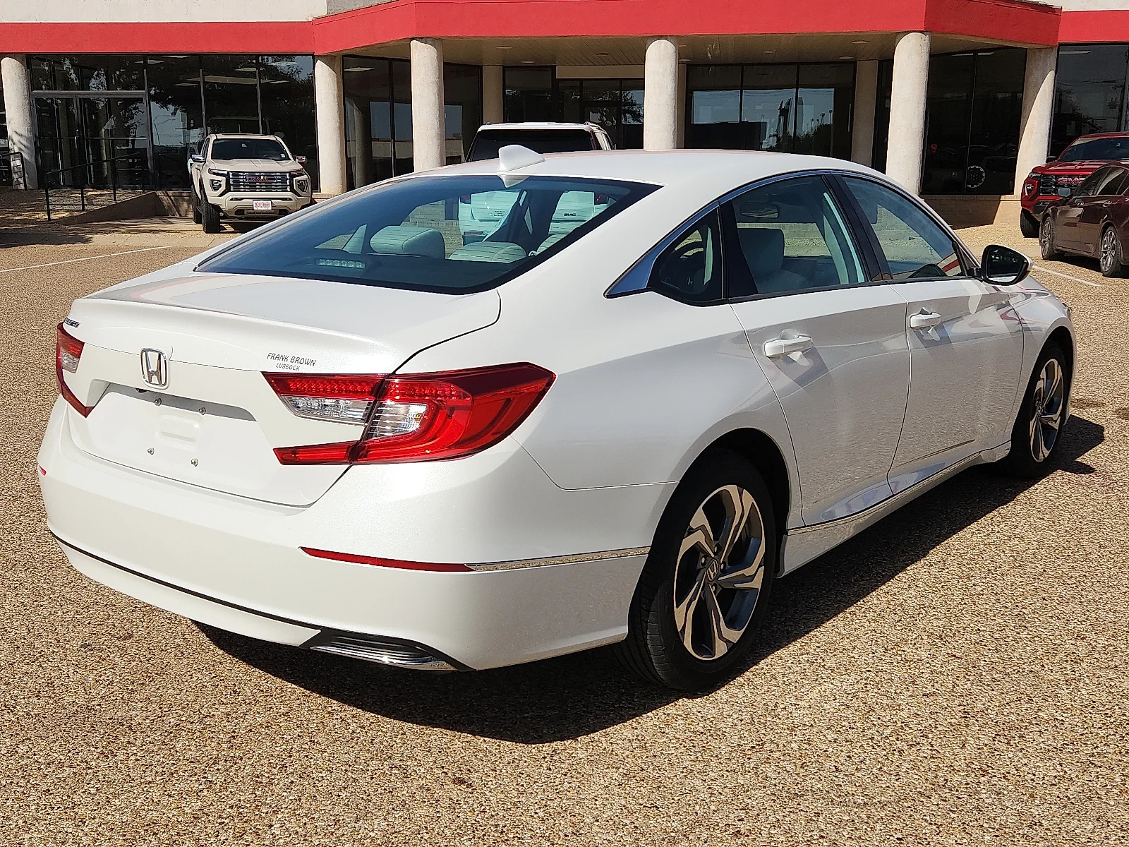 Used 2019 Platinum White Pearl Honda EX image 4