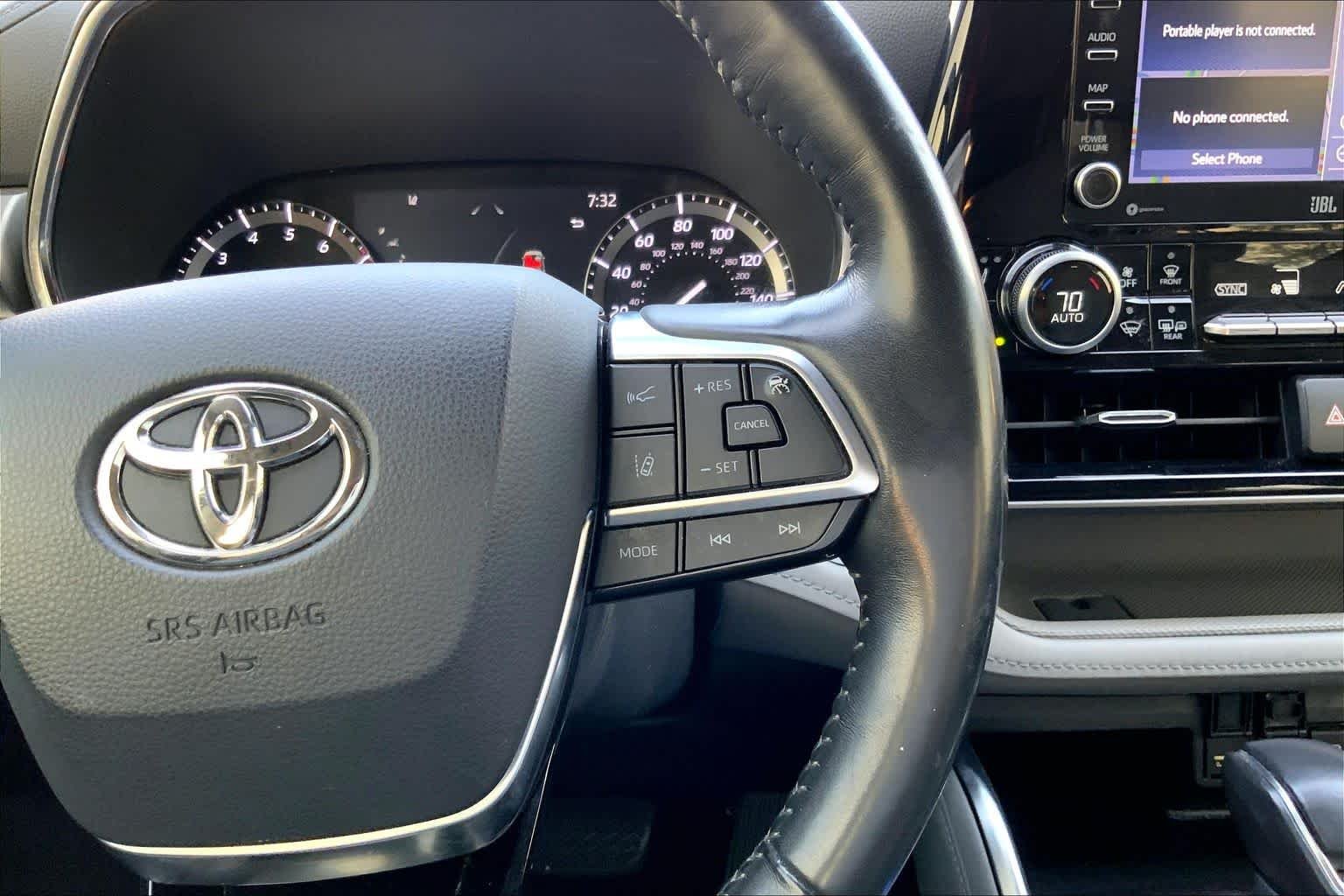 Used 2021 Moon Dust Toyota Limited image 24