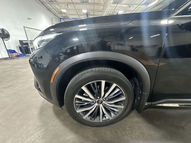 Used 2023 Black INFINITI Sensory image 23