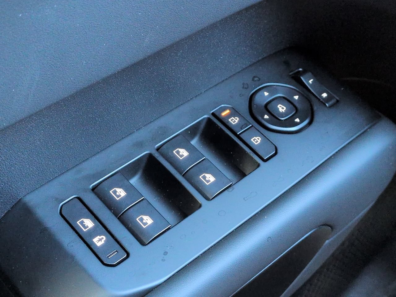 New 2027 Terrain Brown Matte Kia X-Pro SX-Prestige image 30