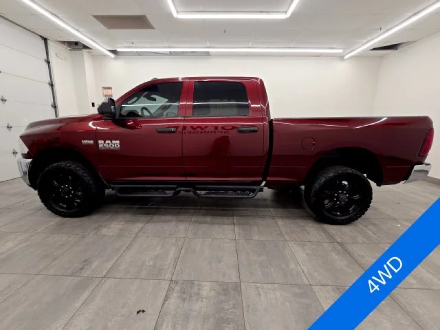 Used 2016 Delmonico Red Pearlcoat Ram Tradesman image 2