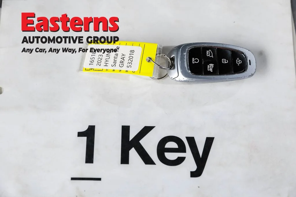 Used 2023 Gray Hyundai SEL image 25