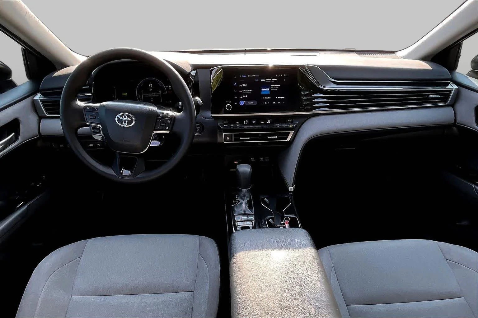 Used 2025 Ocean Gem Toyota LE image 15