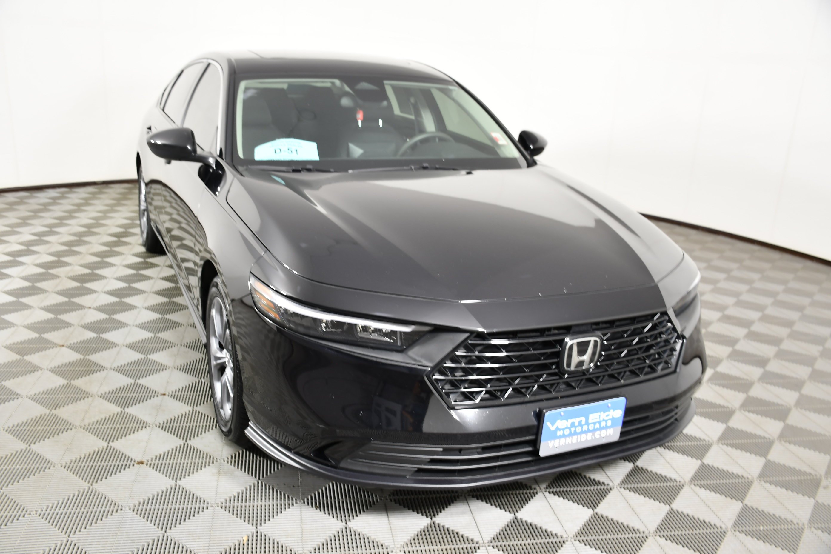 Certified Used 2023 Crystal Black Pearl Honda EX image 3