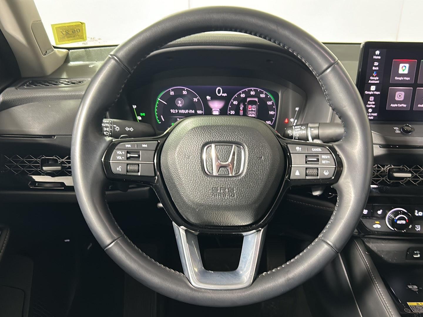 Used 2023 Platinum White Pearl Honda Touring image 32
