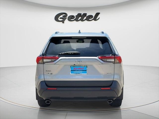 Certified Used 2024 SILVER SKY METALLIC Toyota  image 5