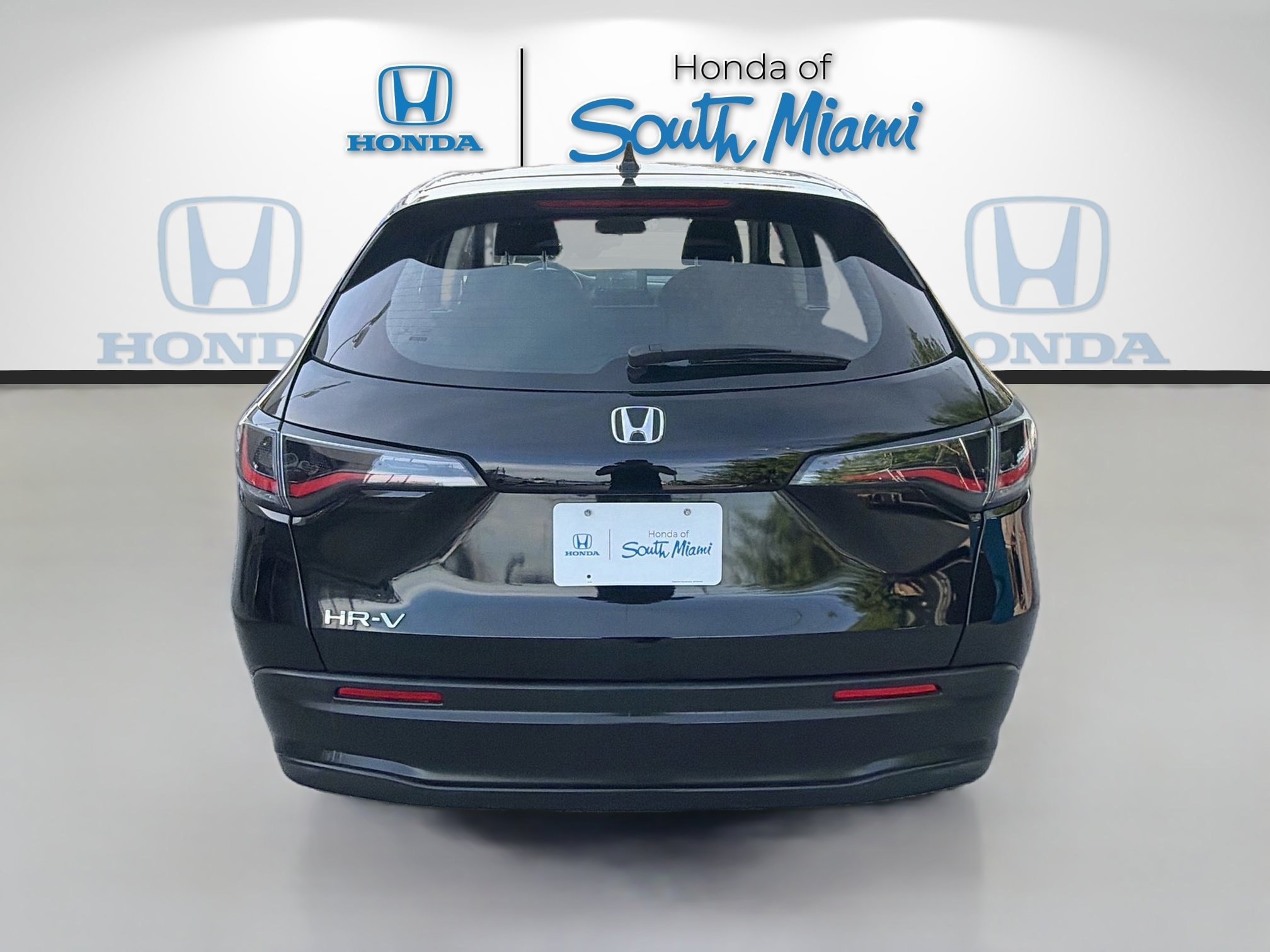 Certified Used 2023 Crystal Black Pearl Honda 2WD LX image 6