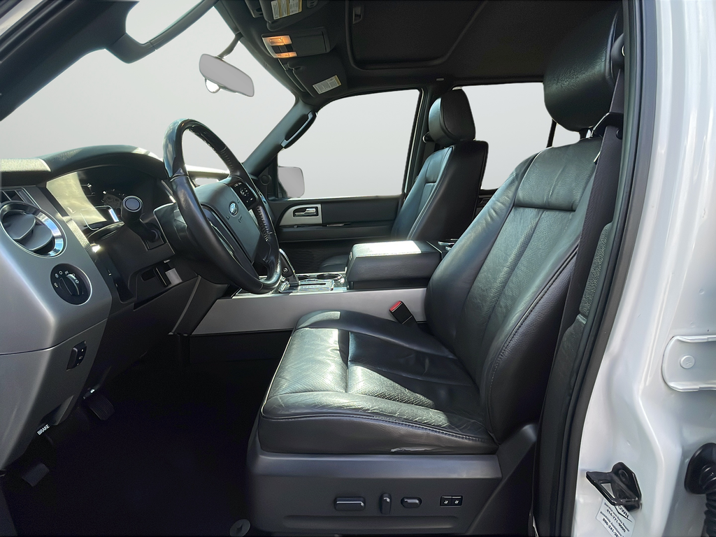 Used 2014 White Ford Limited image 10