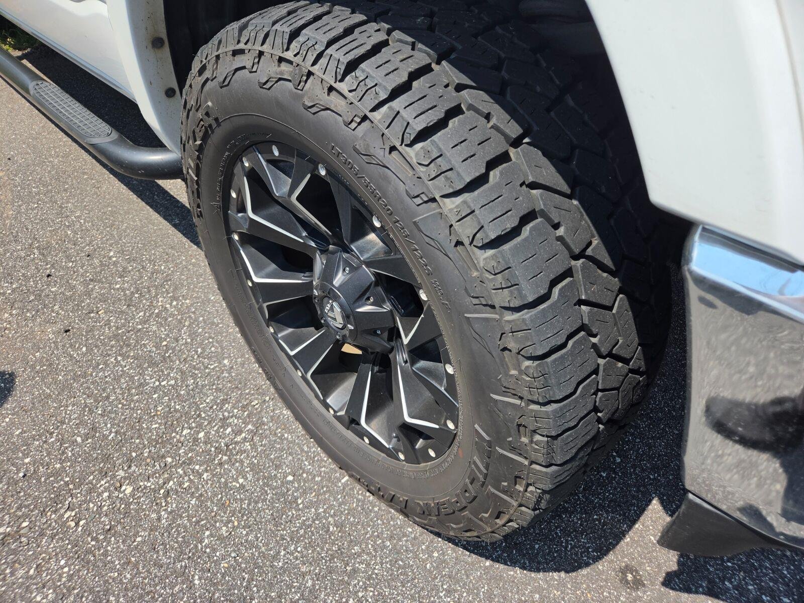 Used 2020 White Ram Laramie image 4