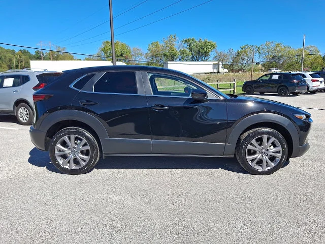 Used 2021 Black Mazda Select image 7