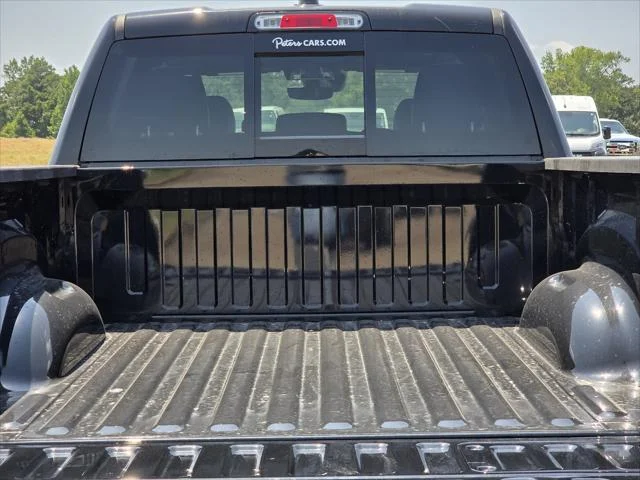 New 2026 Diamond Black Crystal Pearl-Coat Exterior Paint RAM LARAMIE image 6