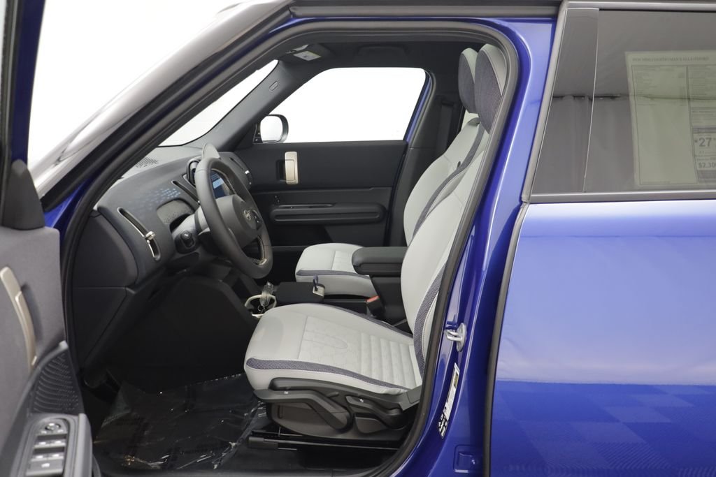 New 2026 Blazing Blue Metallic MINI Oxford Edition image 6