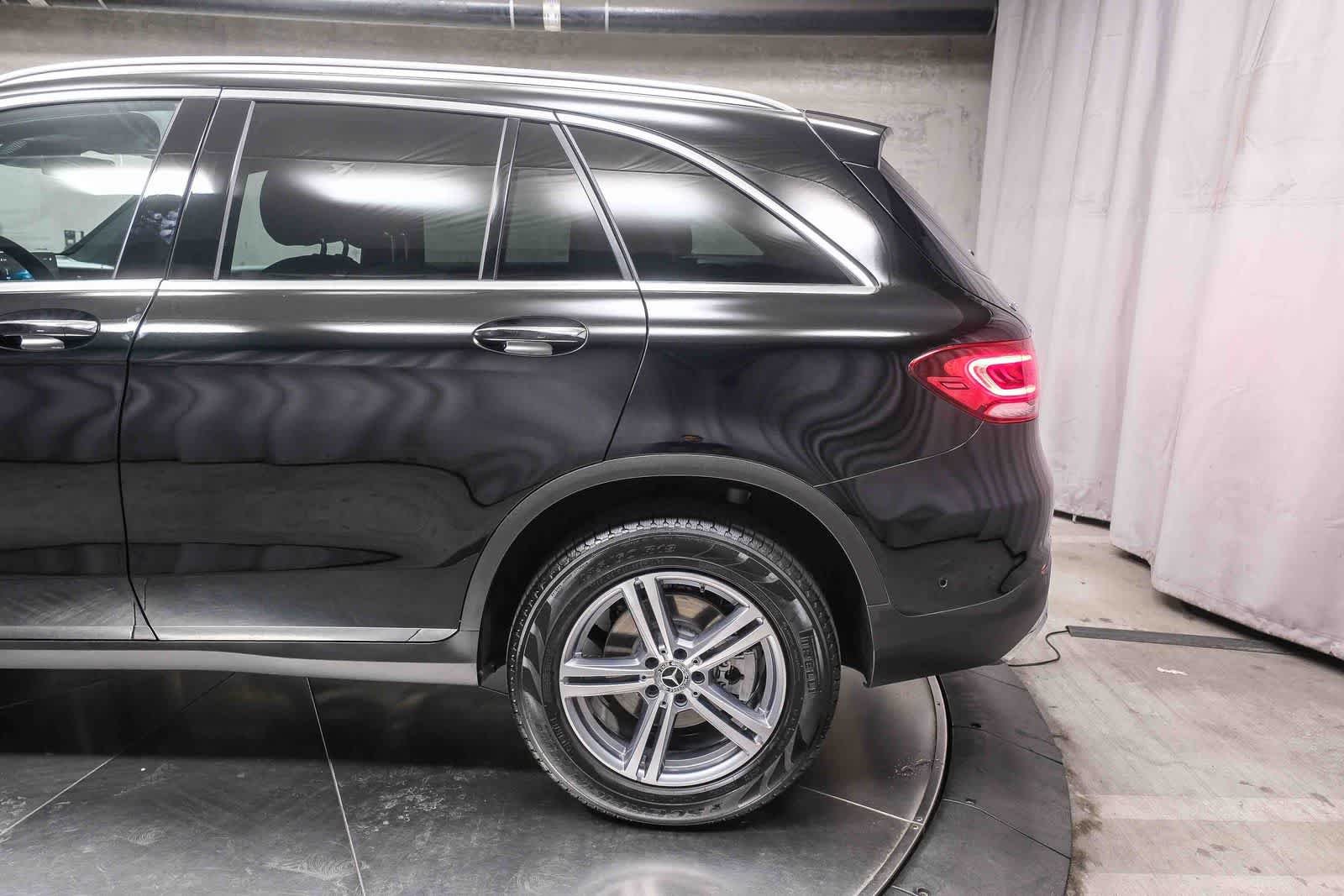 Certified Used 2022 Black Mercedes-Benz GLC 300 image 8