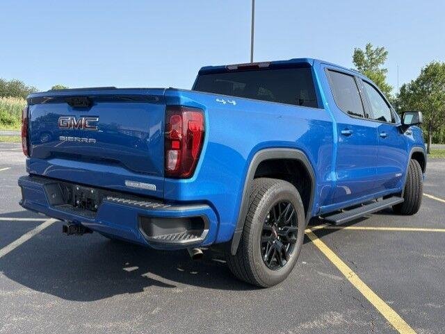 Used 2024 Dynamic Blue Metallic GMC Elevation image 14