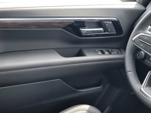 2026 Chevrolet Tahoe Z71 - Photo 22