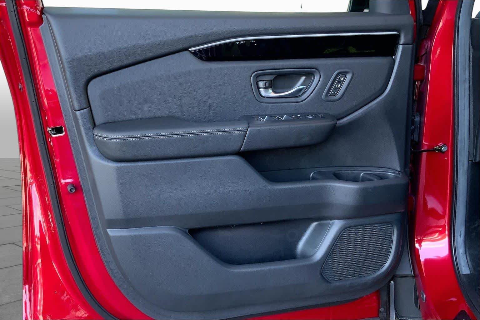 2026 Honda Pilot EX-L - Photo 10
