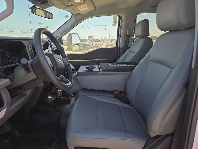 2024 Ford F-550 Super Duty Chassis Cab XL - Photo 47
