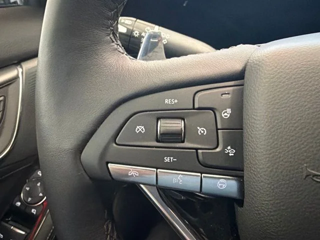 Used 2025 Silver Cadillac Premium Luxury image 37