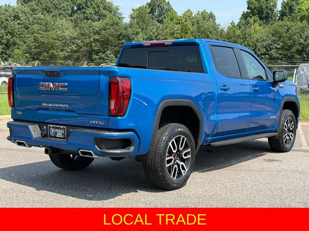 Certified Used 2022 DYNAMIC BLUE METALLIC GMC AT4 image 2