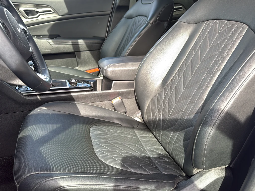 Used 2024 White Kia X-Line image 16