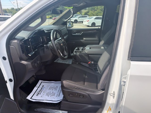 Used 2024 White Chevrolet LT image 13