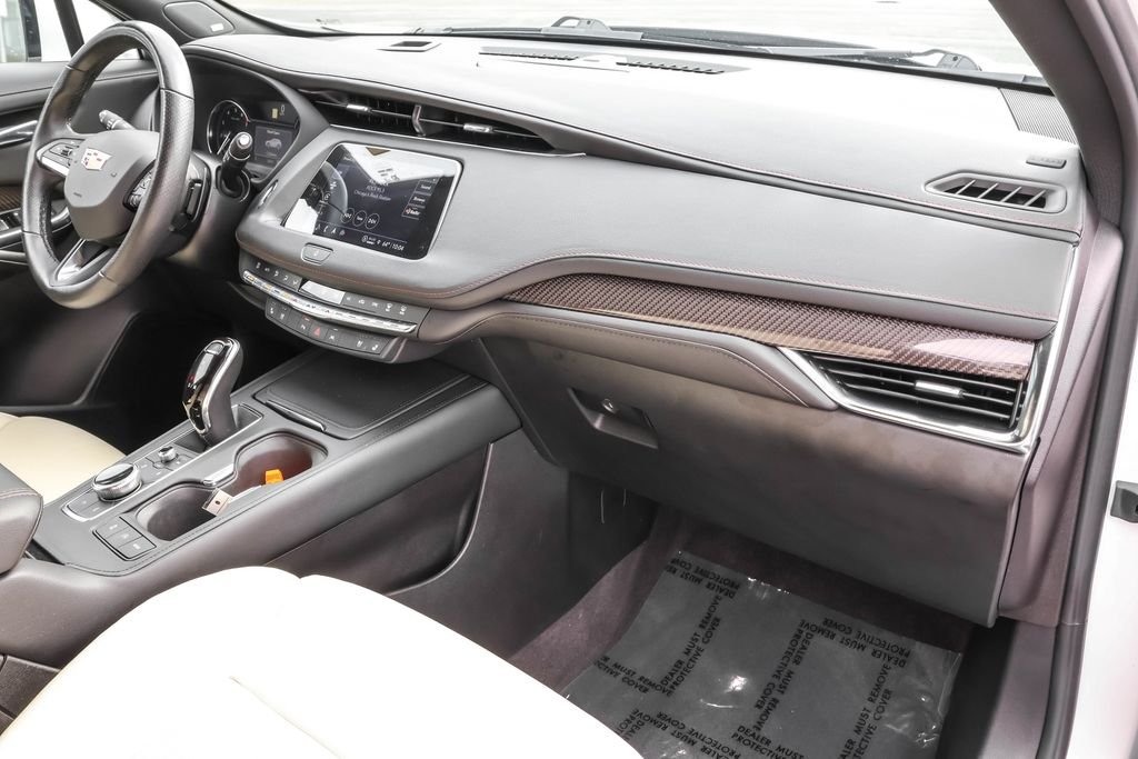 Used 2023 White Cadillac Sport image 39