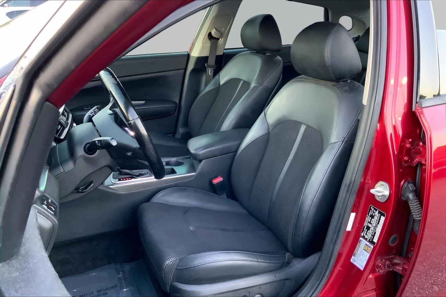 Used 2019 Passion Red Kia S image 7