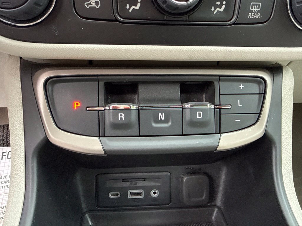 Used 2023 Red GMC Denali image 37