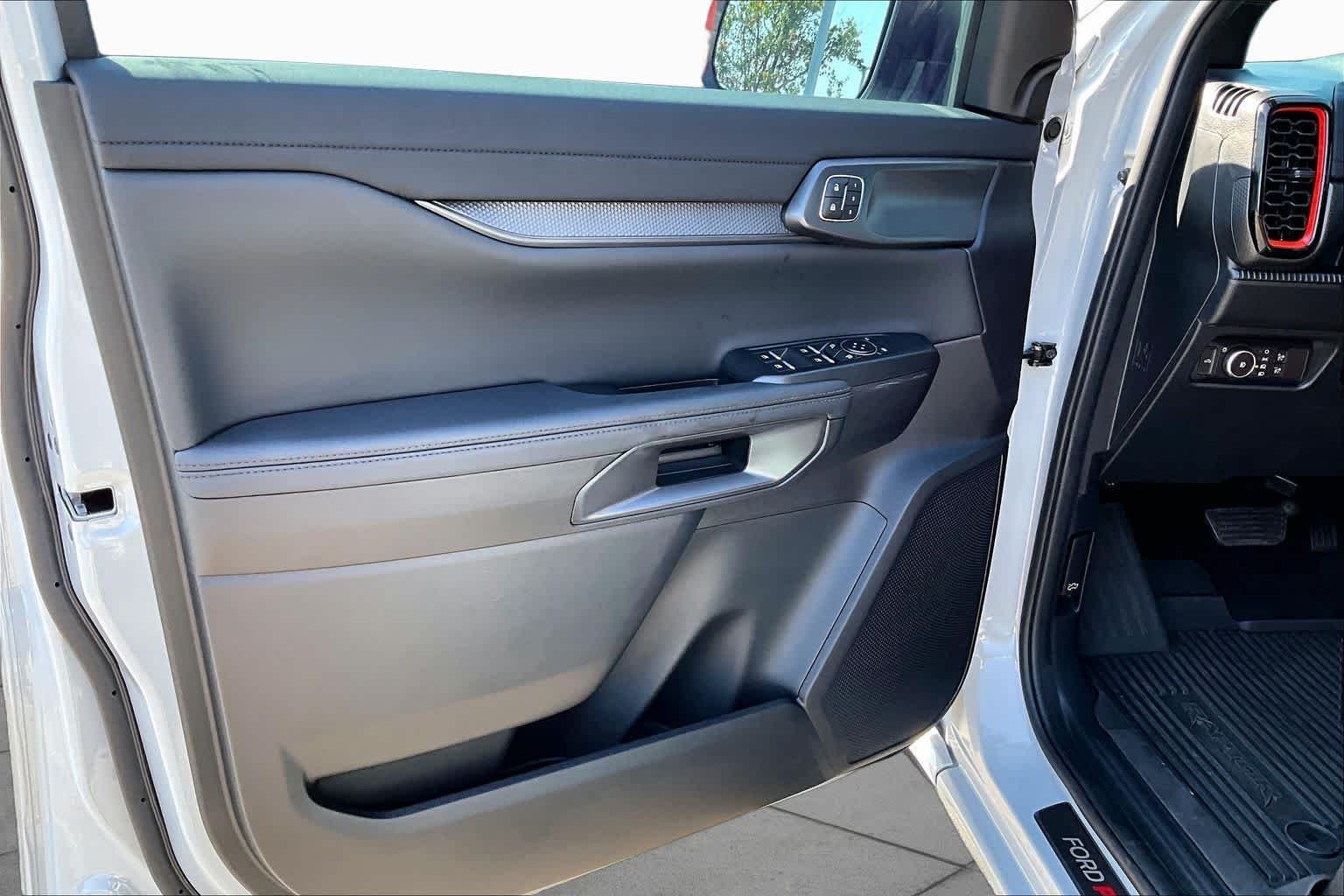 Used 2026 Avalanche Ford Raptor image 19