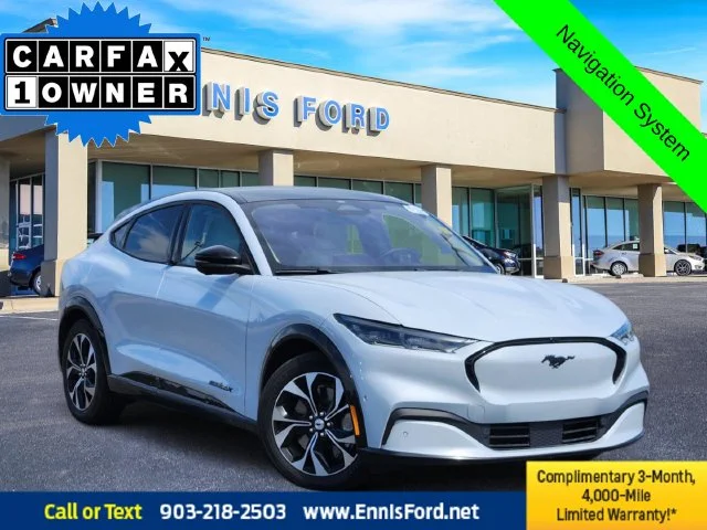 Used 2023 Space White Metallic Ford Premium image 1
