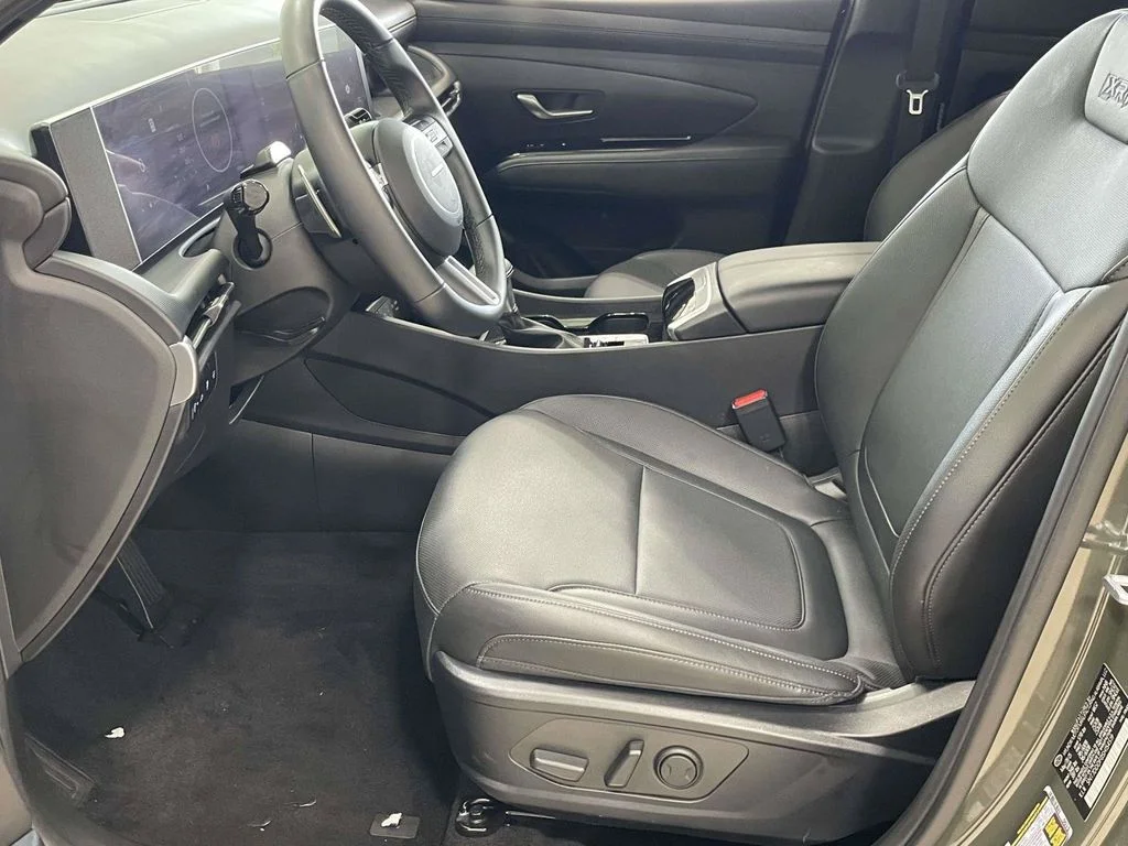Certified Used 2025 Green Hyundai XRT image 12