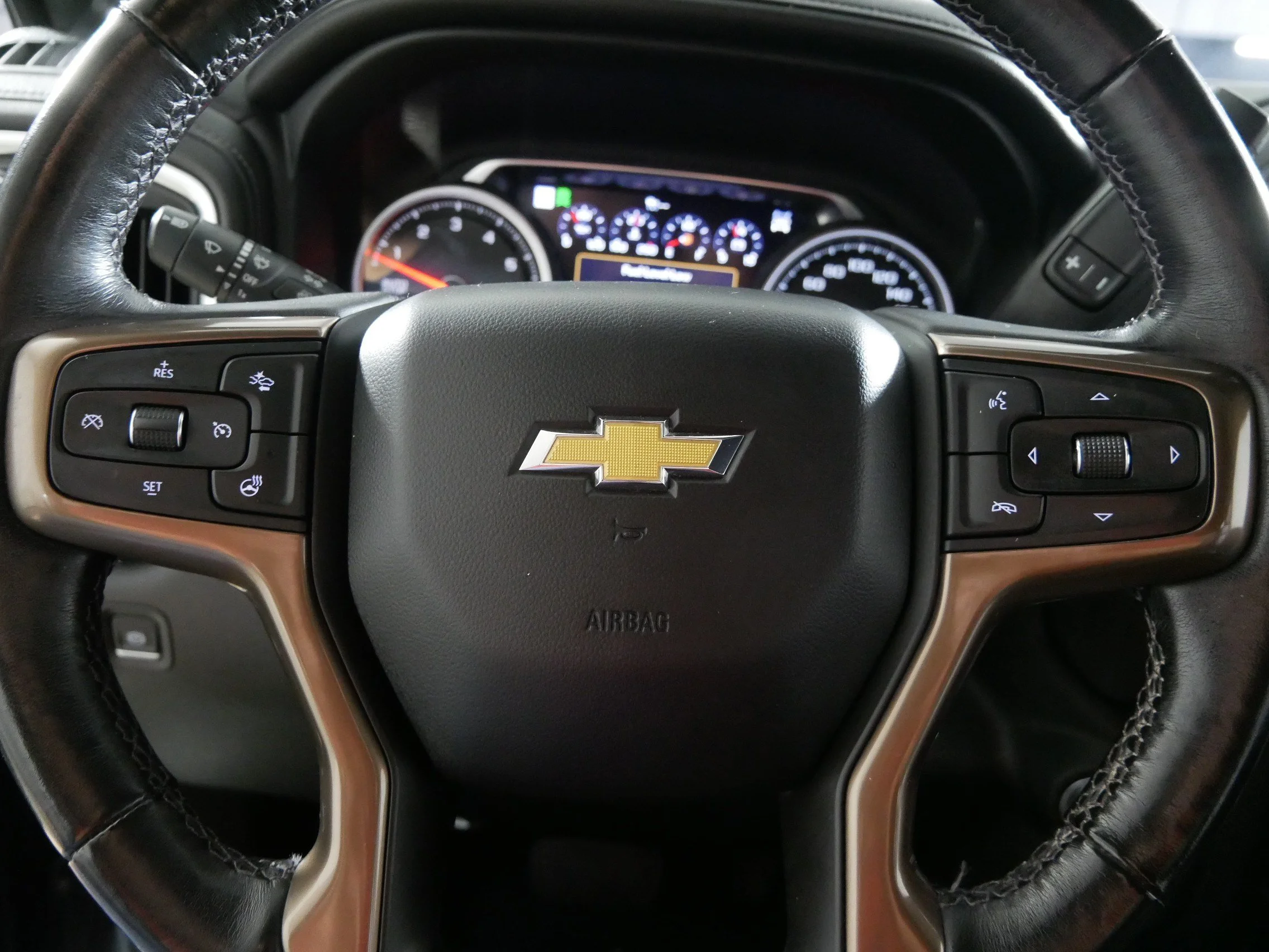 Used 2021 Satin Steel Metallic Chevrolet High Country image 25