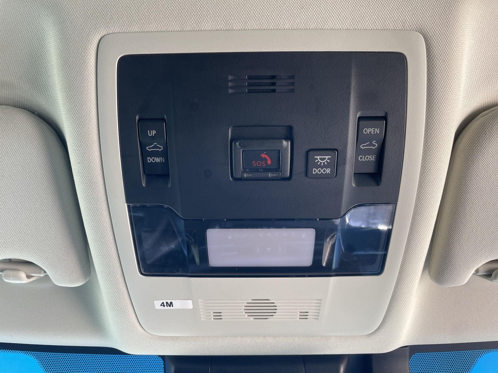 Used 2025 Iridium Lexus Base image 6