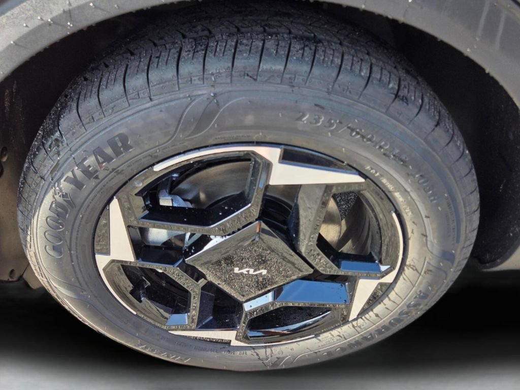 New 2026 Gravity Gray Kia EX image 9