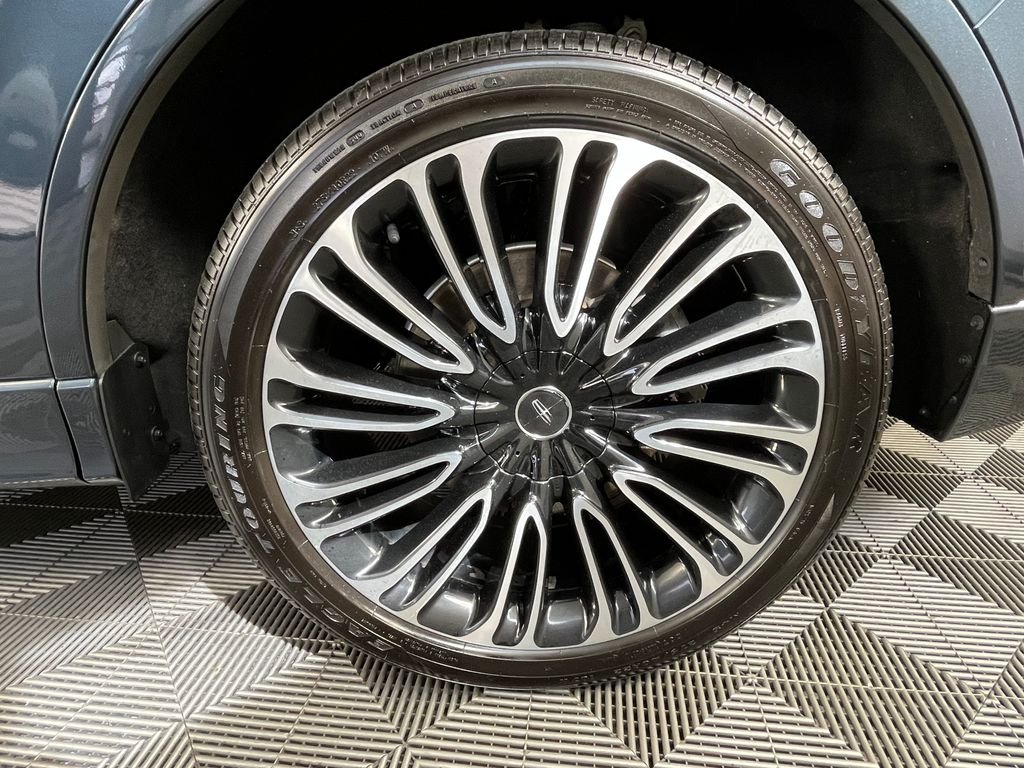 Used 2021 Blue Lincoln Black Label image 14