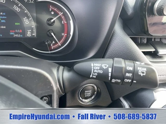 2025 Toyota RAV4 XLE Premium - Photo 32