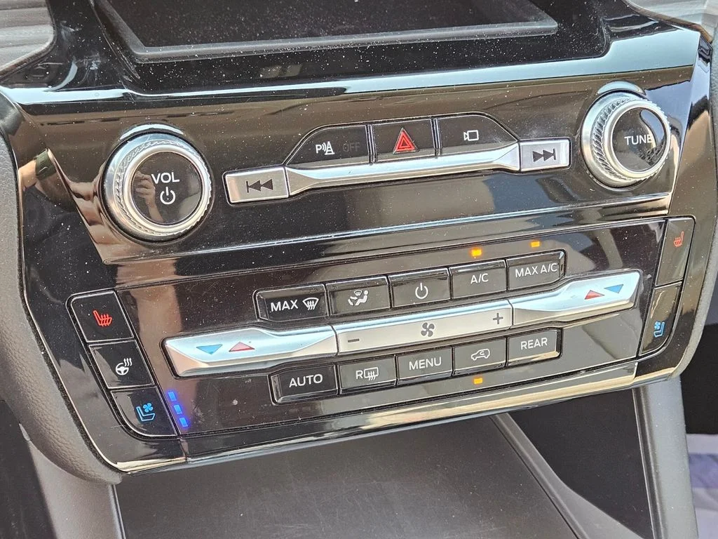 2022 Ford Explorer Limited - Photo 21