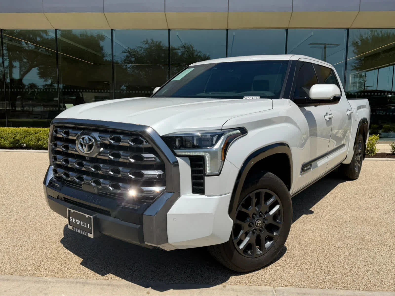 Pre-Owned 2025 Toyota Tundra Platinum