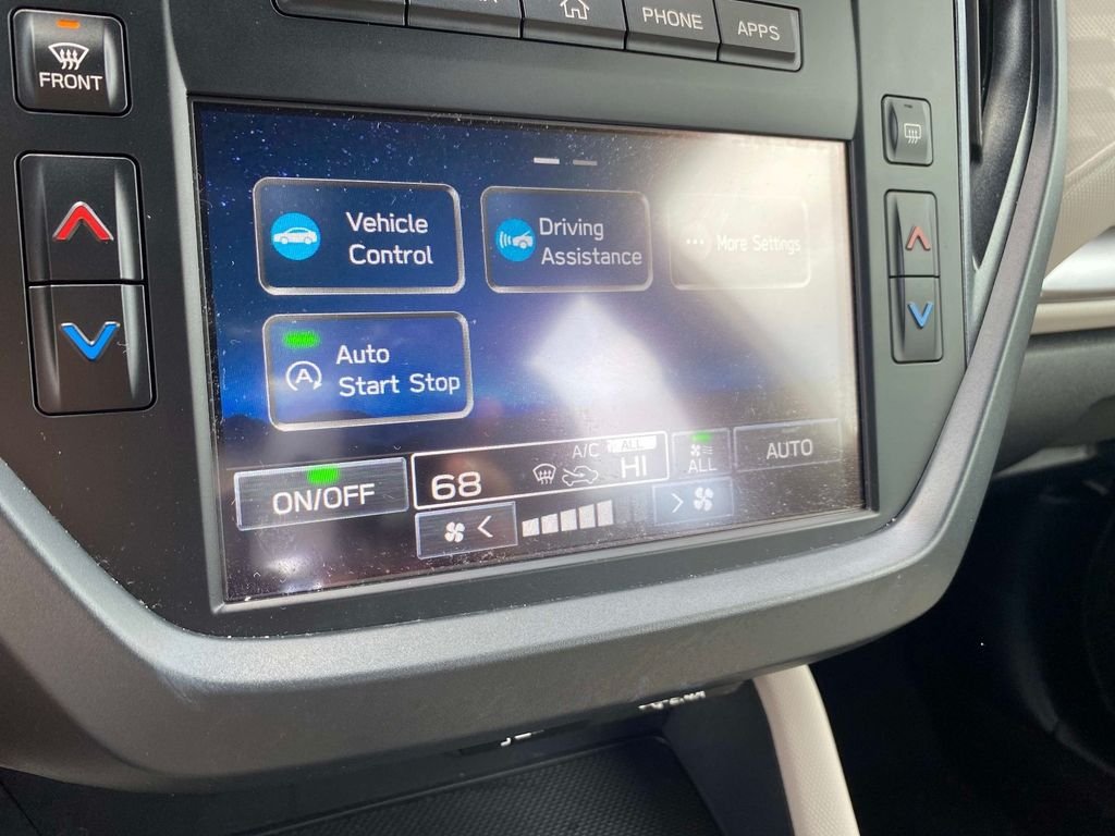Used 2025 White Subaru Base image 15