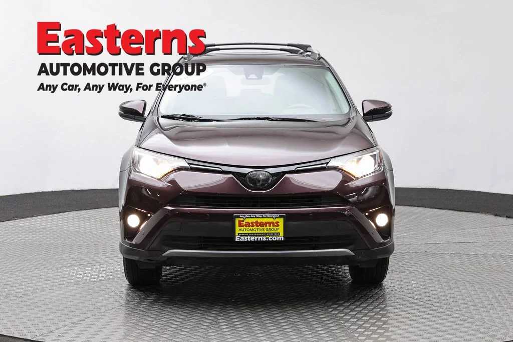 Used 2016 Black Toyota XLE image 2