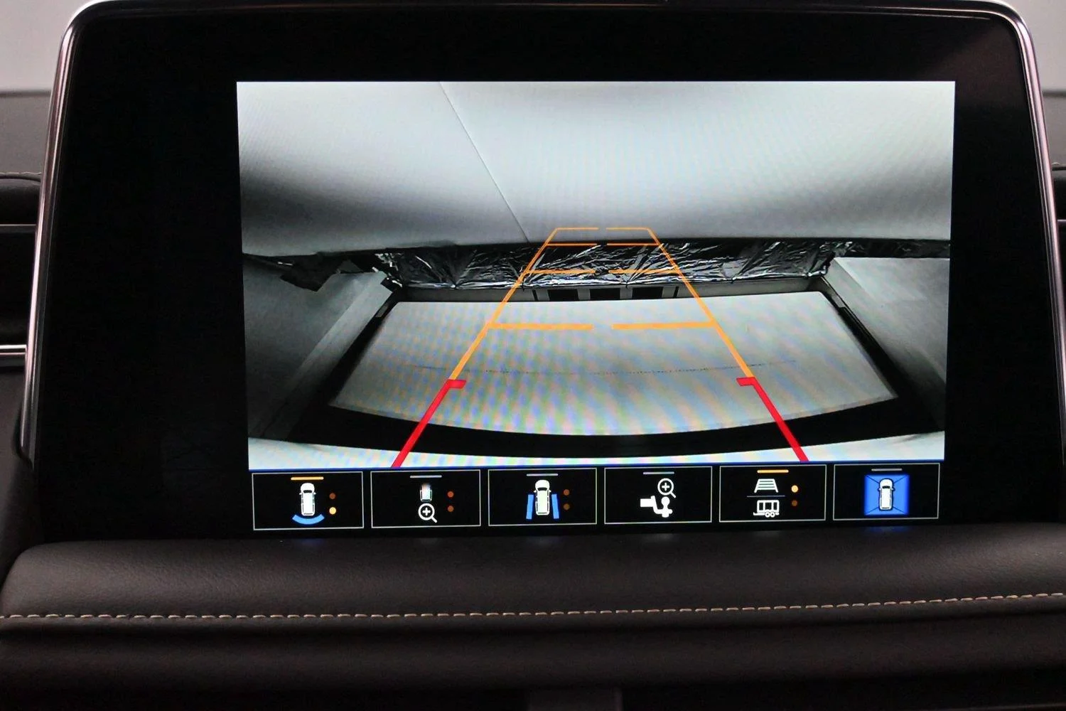Used 2022 SUMMIT WHITE GMC SLT image 26