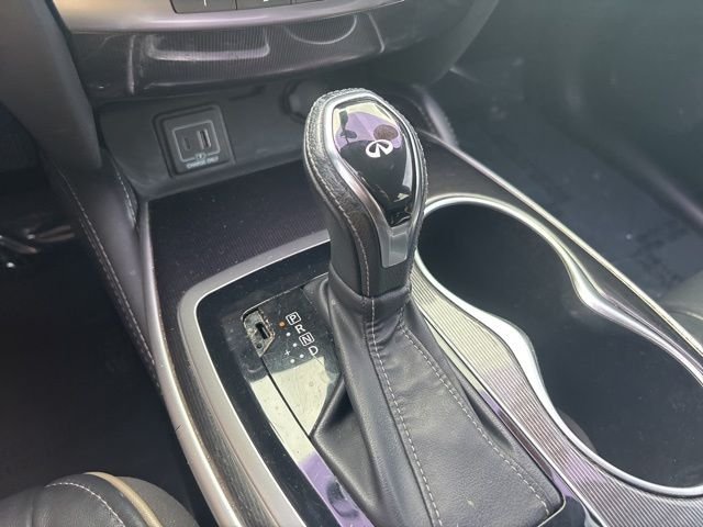 Used 2019 Gray INFINITI LUXE image 29