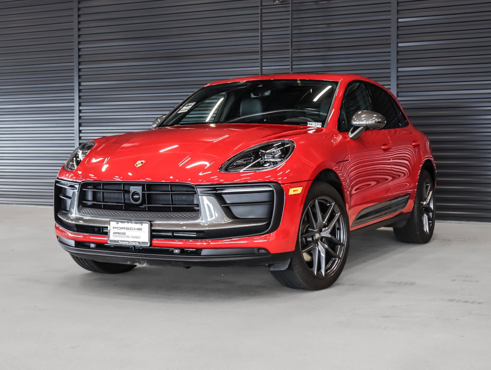 2024 Porsche Macan T